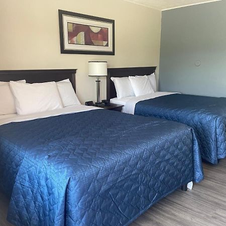 Nites Inn Motel Cornwall Zewnętrze zdjęcie