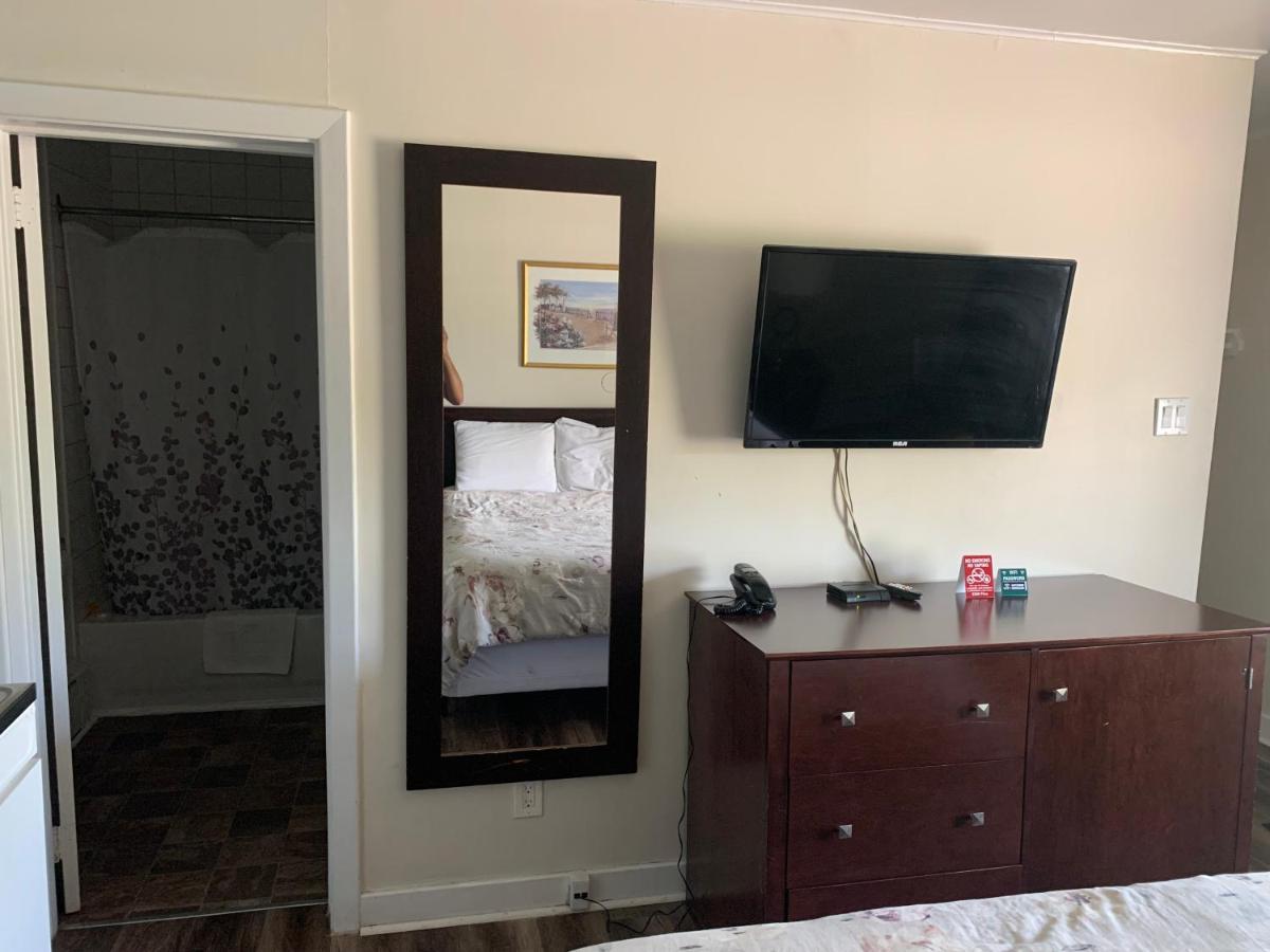 Nites Inn Motel Cornwall Zewnętrze zdjęcie