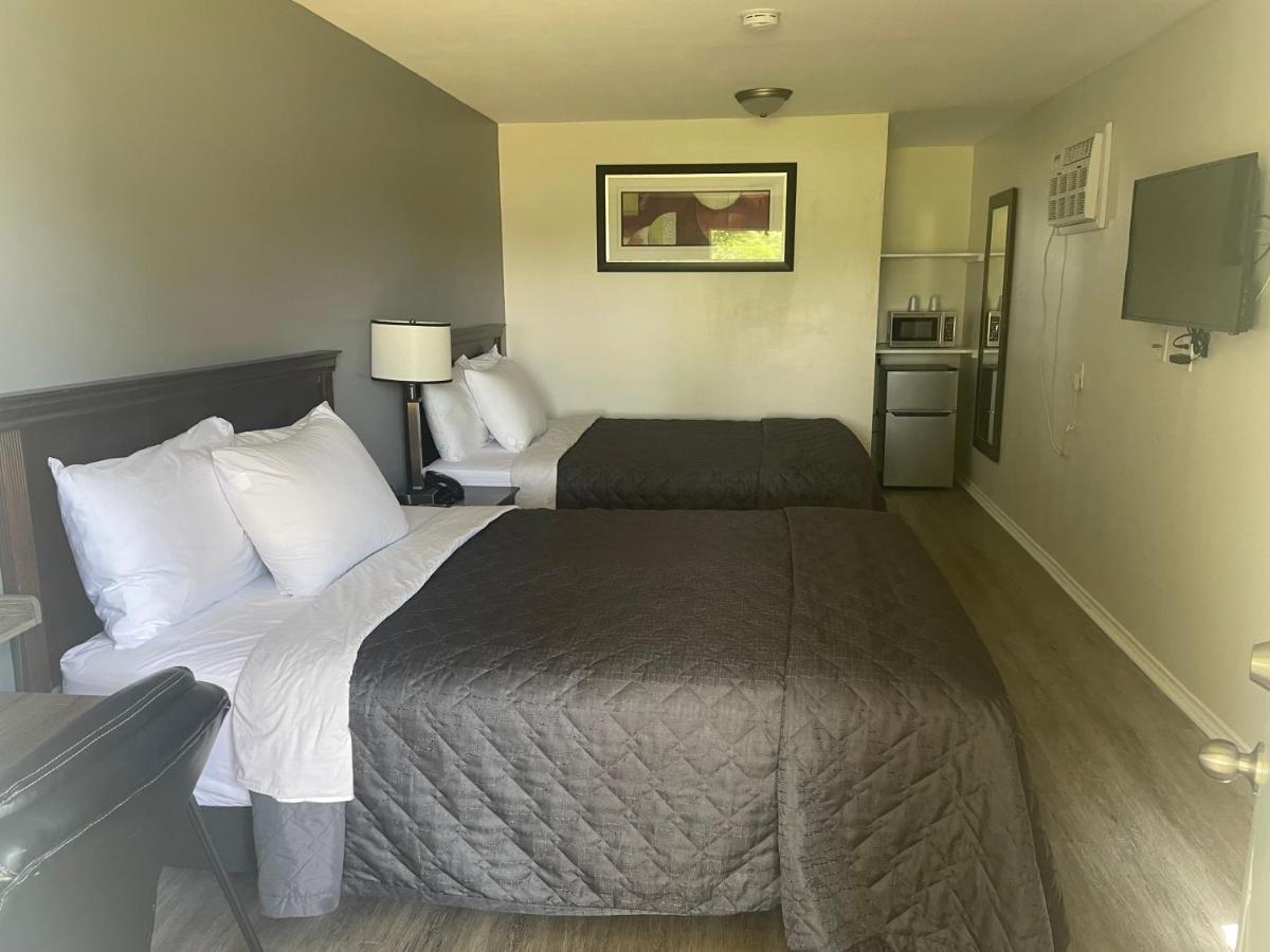 Nites Inn Motel Cornwall Zewnętrze zdjęcie