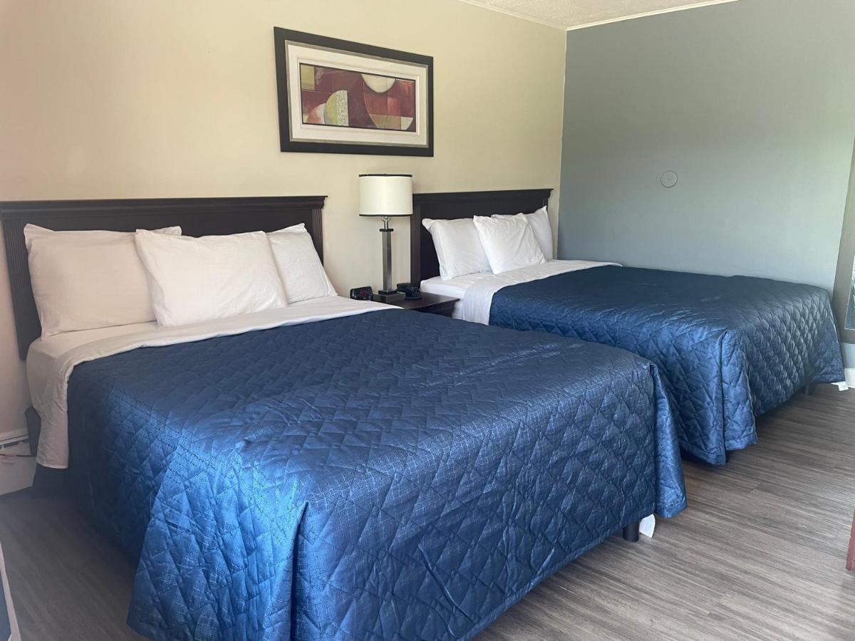 Nites Inn Motel Cornwall Zewnętrze zdjęcie